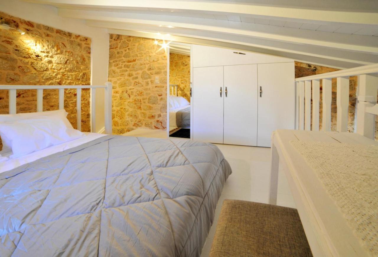 Halki Island Casa Piedraヴィラ エクステリア 写真
